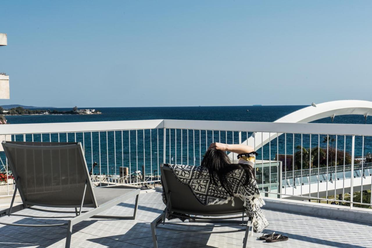 Sea View Beach Penthouse - Athens Coast エクステリア 写真
